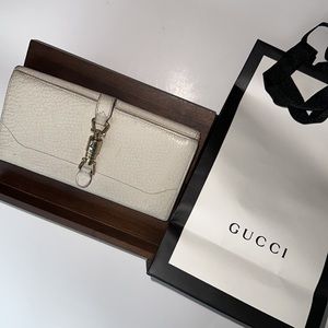 Gucci wallet horse bit closure cream & Gucci bag